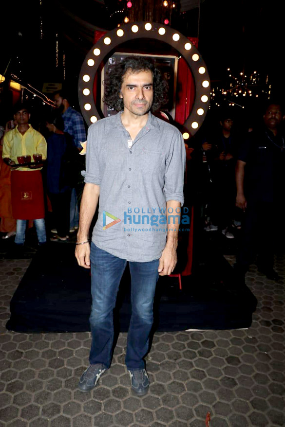 celebs grace the prithvi film festival 13