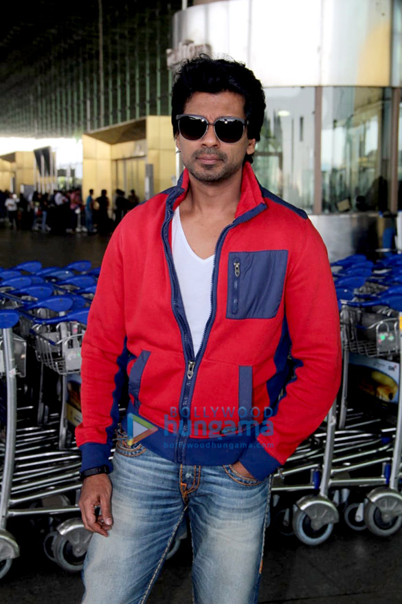 ileana dcruz daisy shah and others snapped at the airport 1