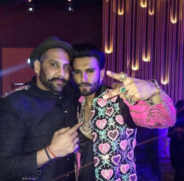 Inside Pics and Videos – Ranveer Singh GUSHES about his stunning wife Deepika Padukone at the DJ party Inside Pics and Videos – Ranveer Singh GUSHES about his stunning wife Deepika Padukone at the DJ party