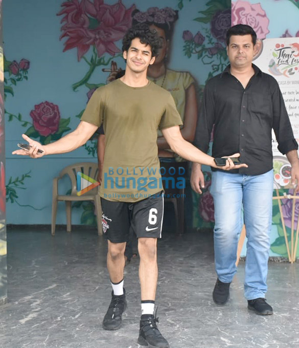 Ishaan Khatter and Janhvi Kapoor spotted at Su Casa in Bandra