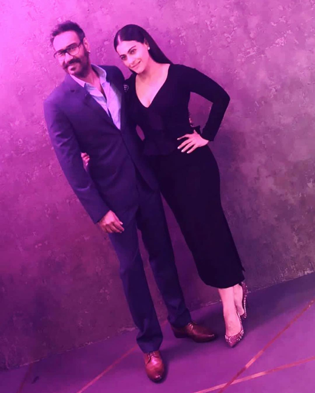 Kajol Devgan in Gauri & Nainika for KWK 6 (2)