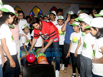 Kartik Aaryan snapped spending Children’s Day with kids from Smile Foundation at Smash