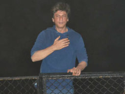 King of Bollywood Shah Rukh Khan celebrates his birthday with a sea of fans!!!
