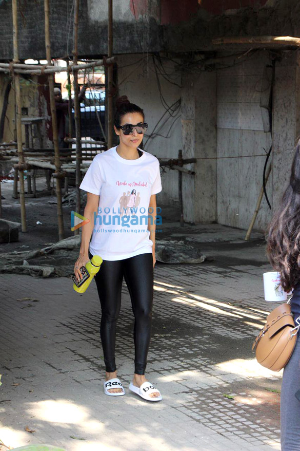 malaika arora spotted outside the gym in bandra 5