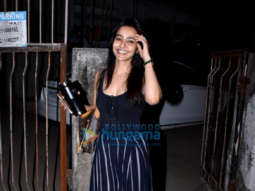 Neha Sharma spotted at Kromakay salon in Juhu