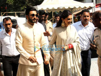 Newlyweds Ranveer Singh and Deepika Padukone snapped at Siddhivinayak temple