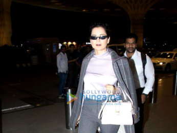 Pooja Hegde, Elli AvrRam, Anil Kapoor and others snapped at the airport