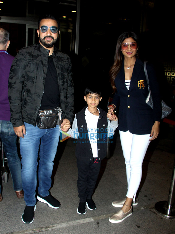 priyanka chopra sunny leone and others snapped at the airport 3
