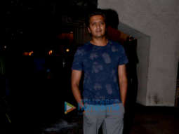 Riteish Deshmukh snapped in Khar