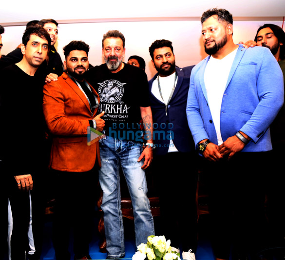 sanjay dutt inaugurates indias first automated gym 4