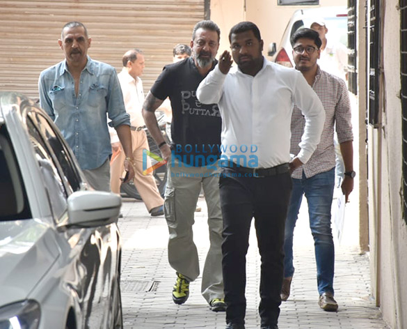 sanjay dutt spotted at a clinic 4