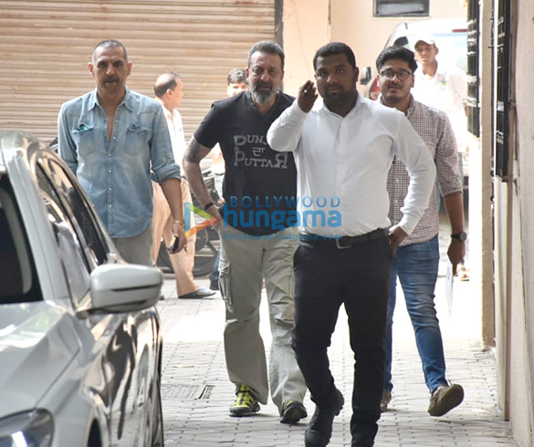 sanjay dutt spotted at a clinic 6
