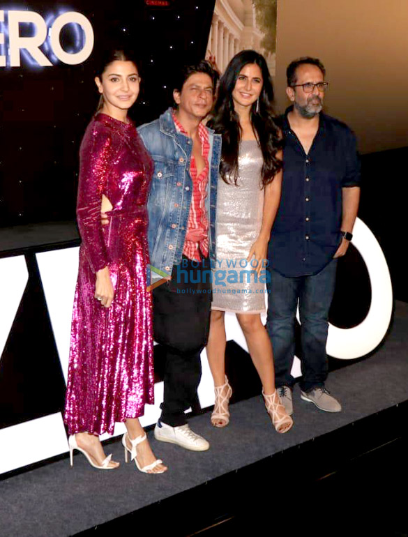 shah rukh khan anushka sharma katrina kaif snapped at zero trailer launch 10
