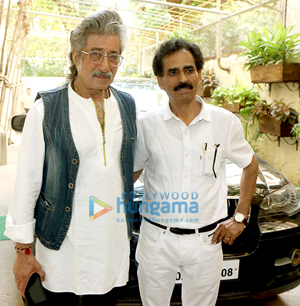 shakti kapoor and jagbir dahiya celebrated the success of the film the journey of karma 5