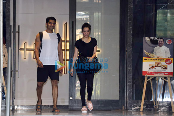 shraddha kapoor spotted at the gym in juhu 6