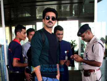 Sidharth Malhotra, Raveena Tandon and others snapped at the airport
