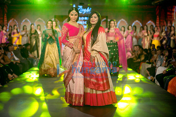 swara bhaskar walk the ramp for arpitha randeeps at mysore fashion week season 5 4