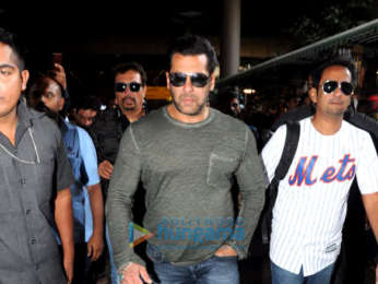 Tiger Shroff and Salman Khan and others snapped at the airport