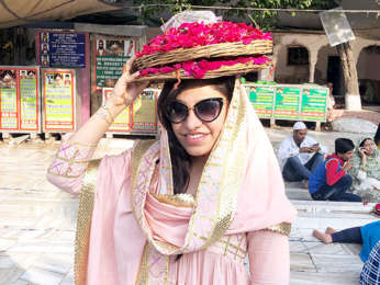 Tulsi Kumar pays her respects at Ajmer Shariff Dargah