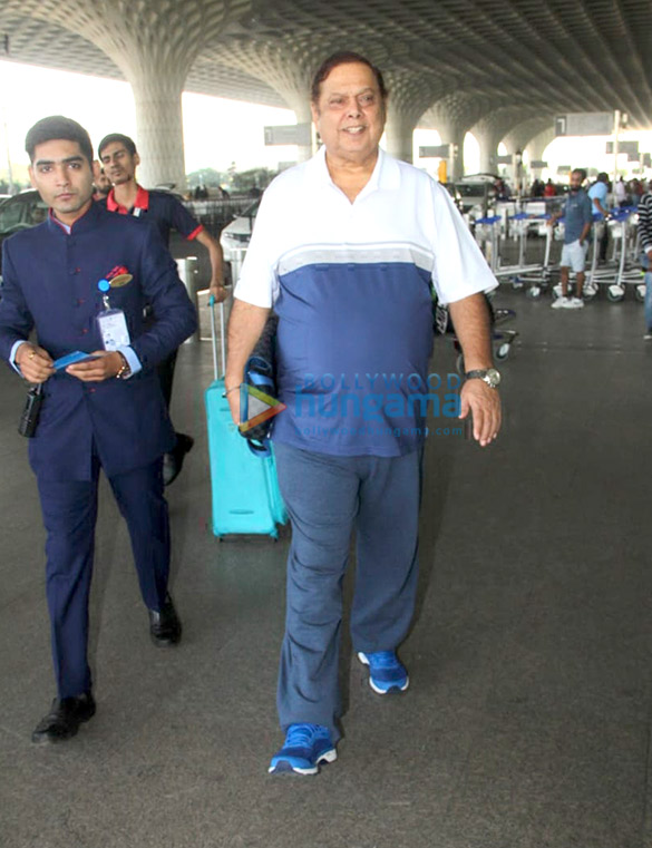 varun dhawan aditya roy kapur and other snapped at the airport 3