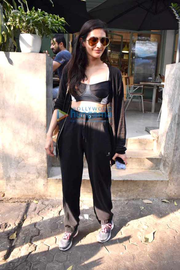 amyra dastur snapped at the kitchen garden in bandra 1