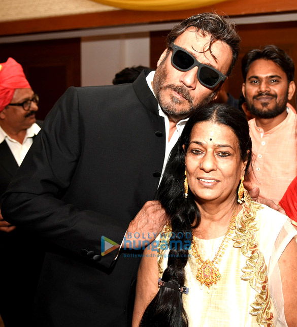 celebs grace tabassums granddaughter karishmas wedding ceremony 6