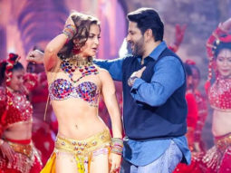 Chamma Chamma (Fraud Saiyaan)
