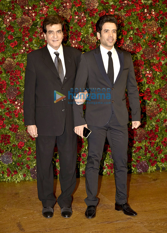 deepika padukone and ranveer singh grace their mumbai reception 44