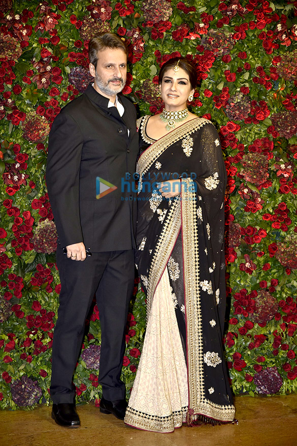 deepika padukone and ranveer singh grace their mumbai reception 46