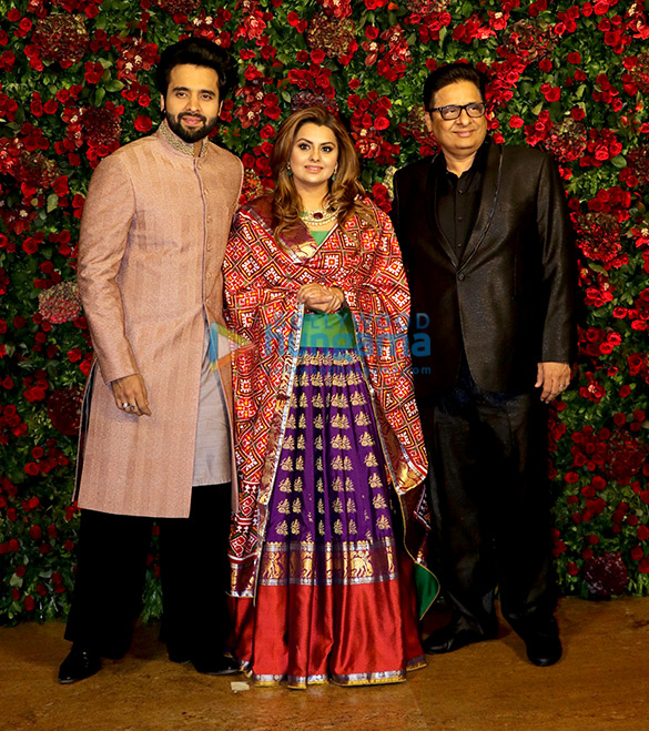 deepika padukone and ranveer singh grace their mumbai reception 55