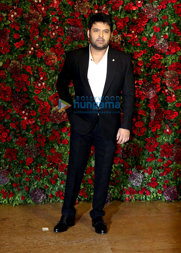 deepika padukone and ranveer singh grace their mumbai reception 56