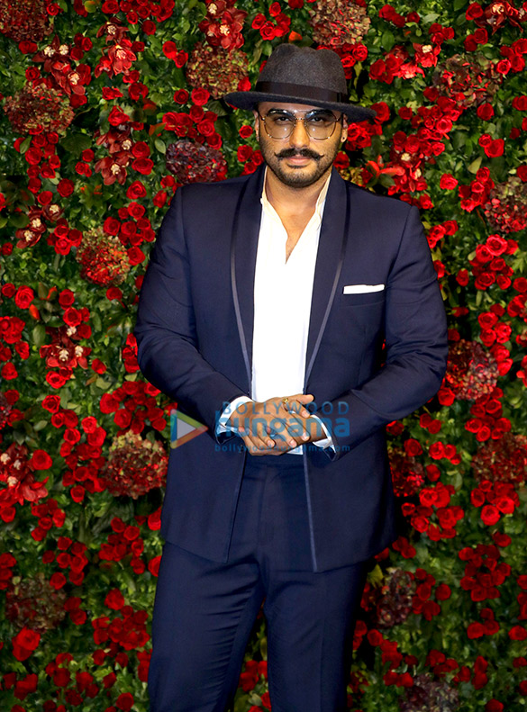 deepika padukone and ranveer singh grace their mumbai reception 77