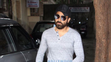 Emraan Hashmi spotted in Bandra