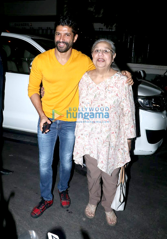 Farhan Akhtar spotted in Bandra Farhan Akhtar spotted in Bandra
