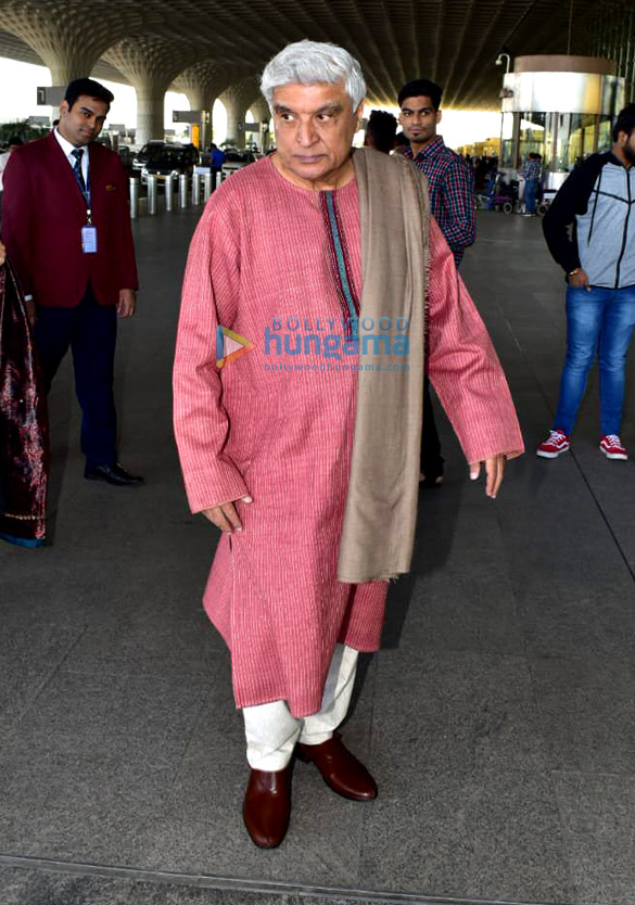 jacqueline fernandez kanika kapoor shabana azmi and others snapped at the airport 6