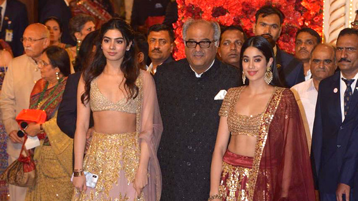 Janhvi Kapoor sizzles at Isha Ambani- Anand Piramal’s grand Wedding Celebrations