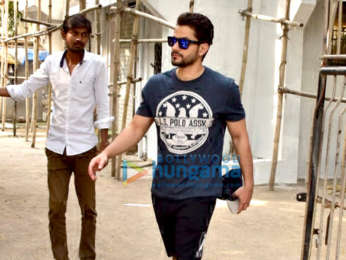 Kunal Khemu spotted in Juhu
