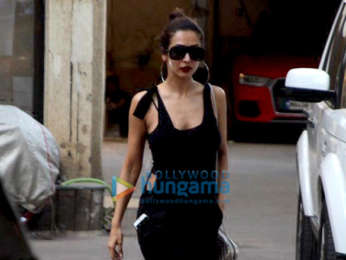 Malaika Arora, Amrita Arora and others snapped post Salman Khan's pre-birthday bash at his residence