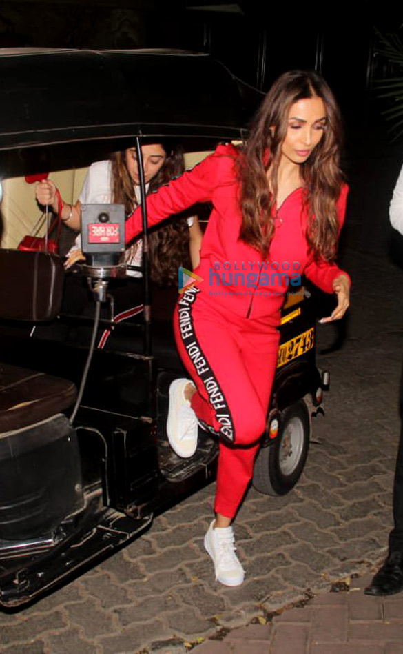 malaika arora spotted in bandra 4 5