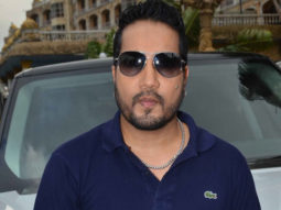 Mika Singh crosses the line again