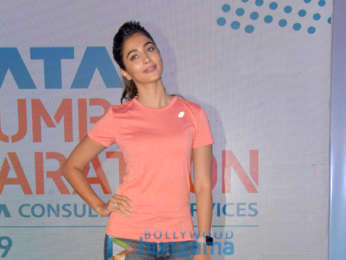 Pooja Hegde attends Tata Mumbai Marathon 2019