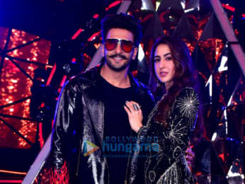 Ranveer Singh, Sara Ali Khan and Rohit Shetty snapped on sets of Indian Idol promoting their film 'Simmba'