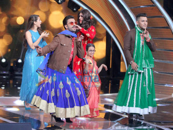 Ranveer Singh dances in Heels and Ghagra on Sa Re Ga Ma Pa for 'Simmba' promotions