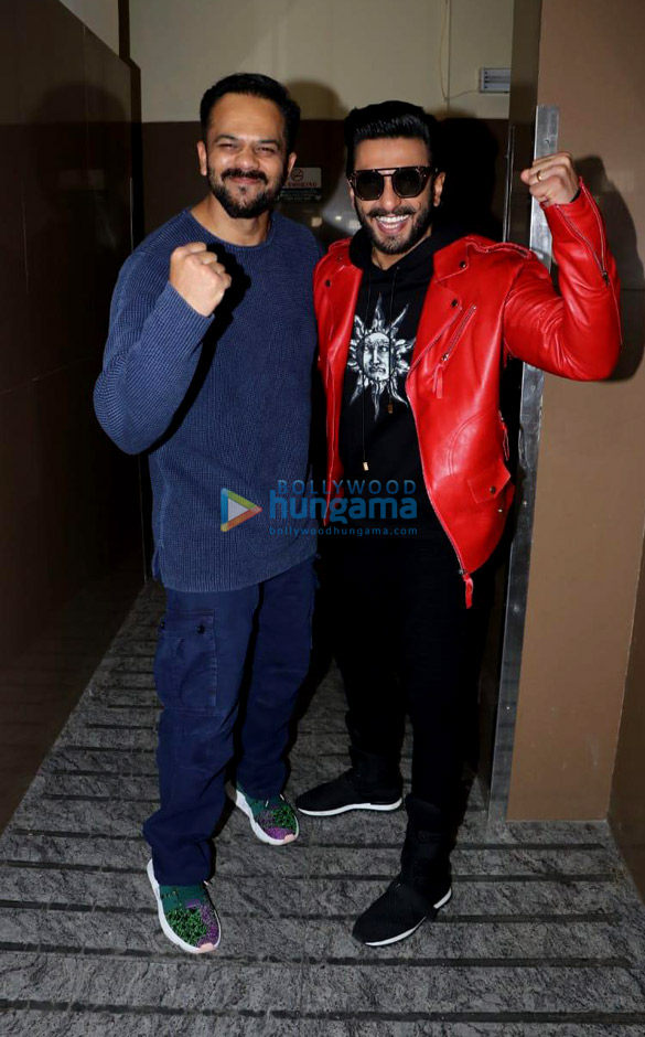 rohit shetty ranveer singh snapped at gaiety theatre in bandra 01 5