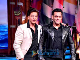 Salman Khan and Shah Rukh Khan snapped on the set of Bigg Boss 12
