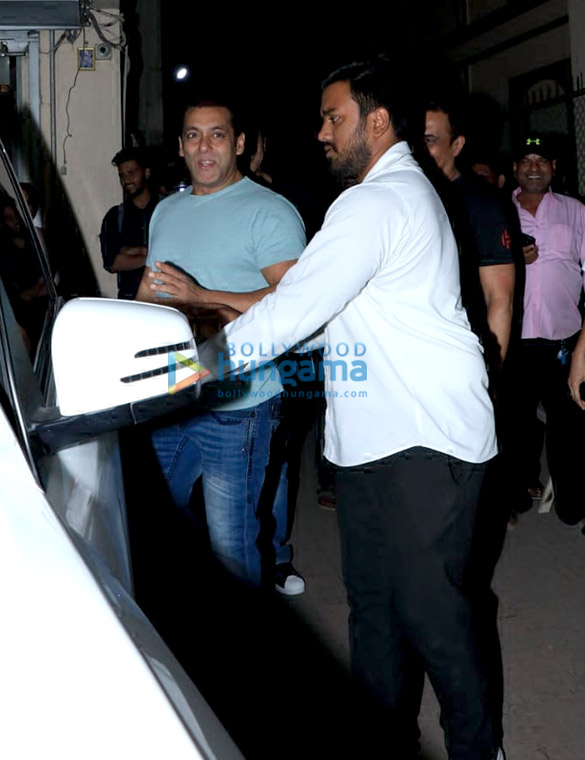 salman khan and aayush sharma spotted at sohail khans office 4
