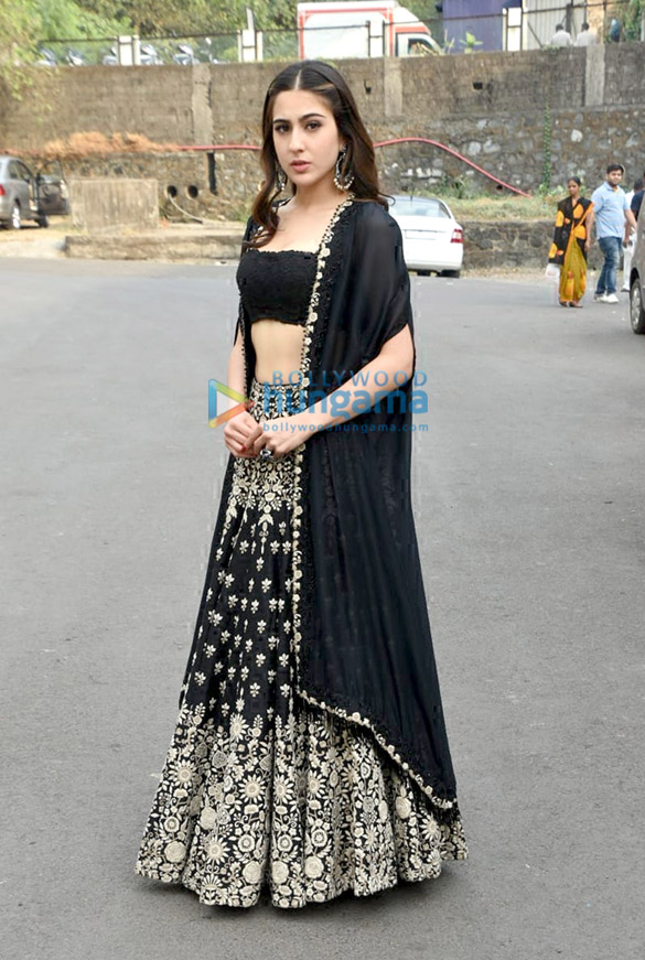 sara ali khan snapped at the reliance studio for kedarnath promotions 3