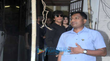Shah Rukh Khan spotted at a recording studio in Bandra