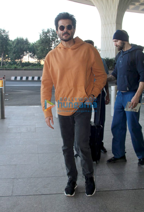 sunny leone anil kapoor and arjun kapoor snapped at the airport 2