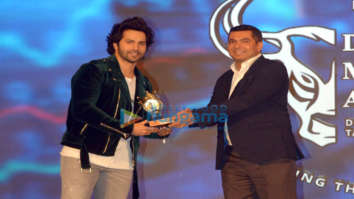 Varun Dhawan graces the Digital Marketers’ Awards